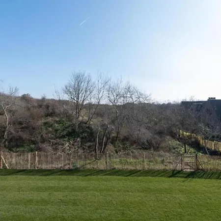 In With Ocean Views * 尼乌波特