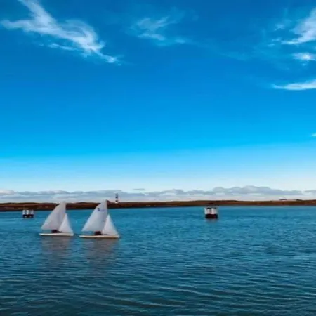 公寓 In With Ocean Views 尼乌波特